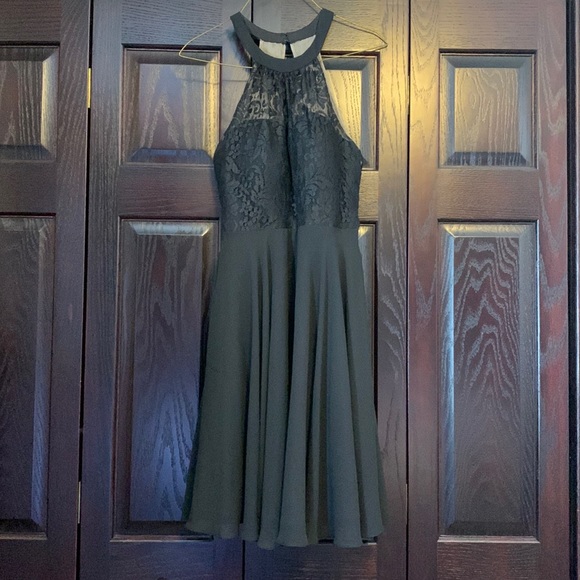 Short black formal dress - Picture 1 of 4